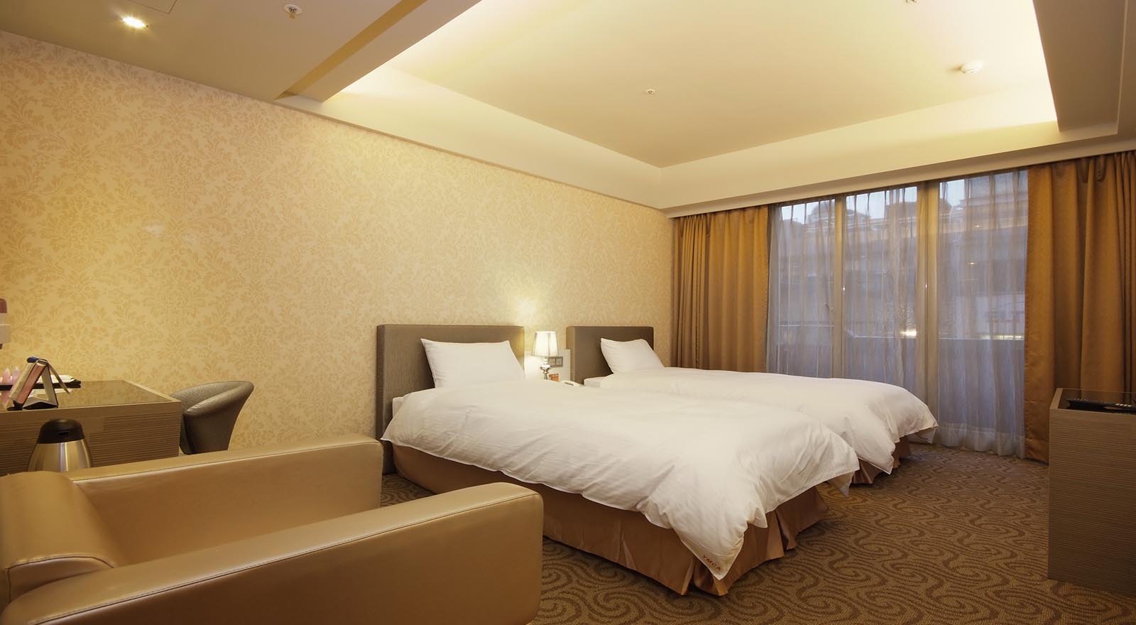 NTB Superior Twin Room 